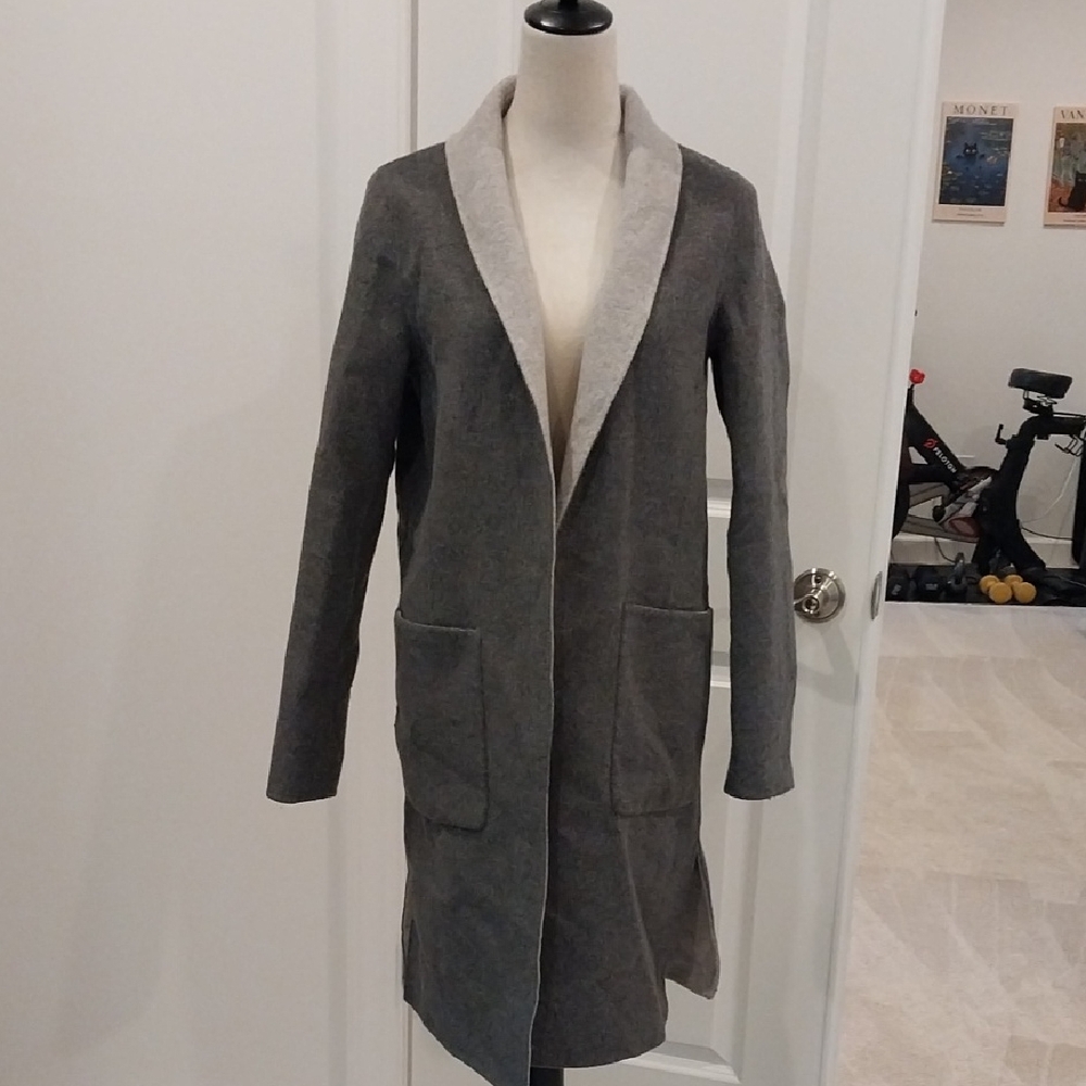 Source Unknown Gray Reversible Open-Front Cardigan Coatigan